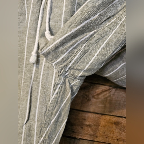 BeachLunchLounge Women's Green Linen Margot Stripes Capri Pants Size L - Picture 10 of 16